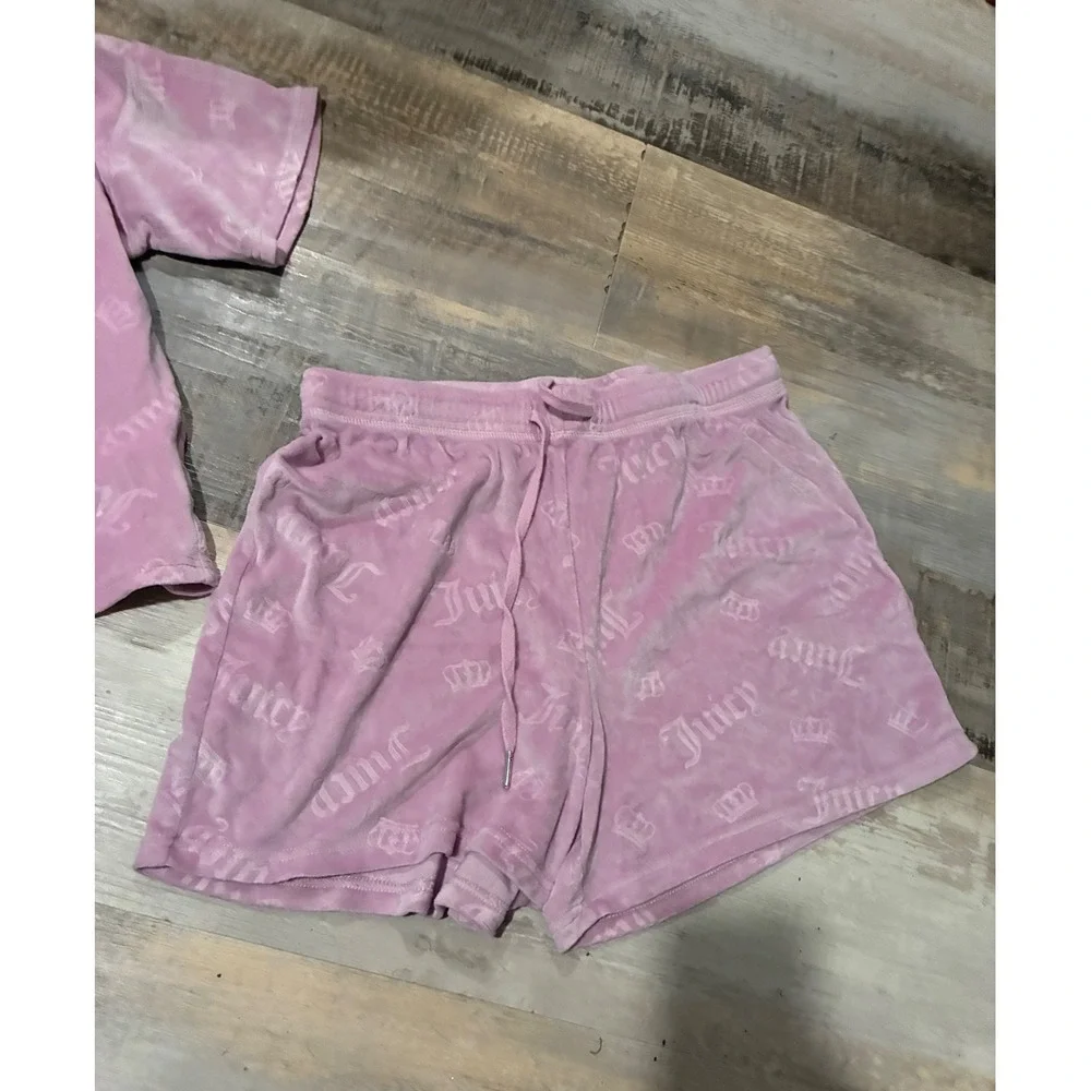 Juicy Couture Pink Velour Pajama Set Short Sleeve Top and Shorts Logo Print M